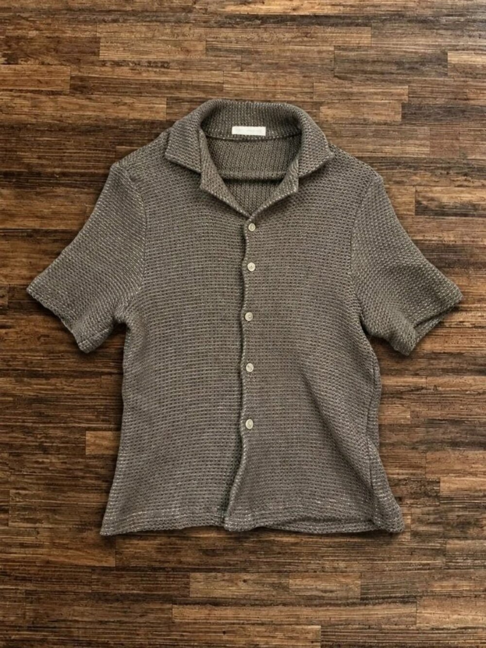 Unknown brand short - sleeved knit shirt, unique texture